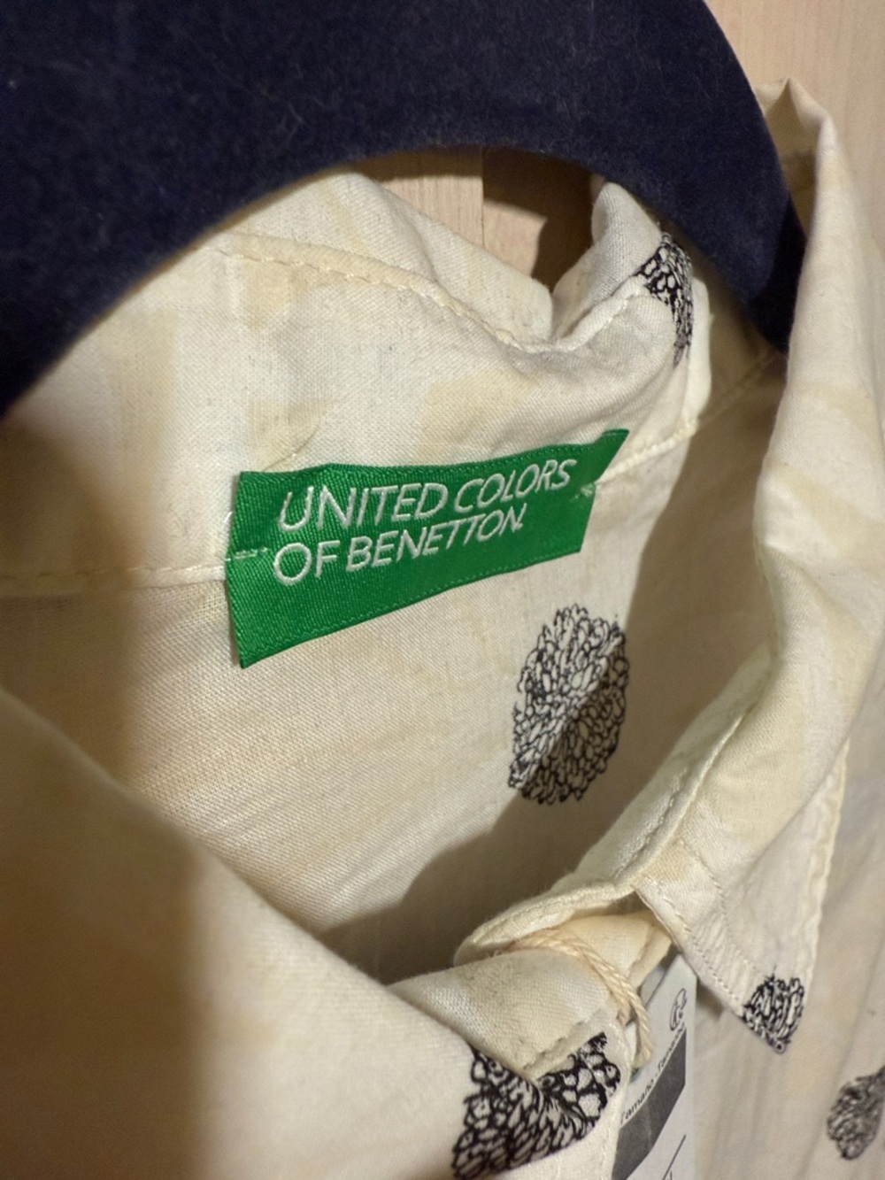 United Colors Of Benetton Cream Long-Sleeve Button Shirt with Black Dot Print - Picture 3 of 7